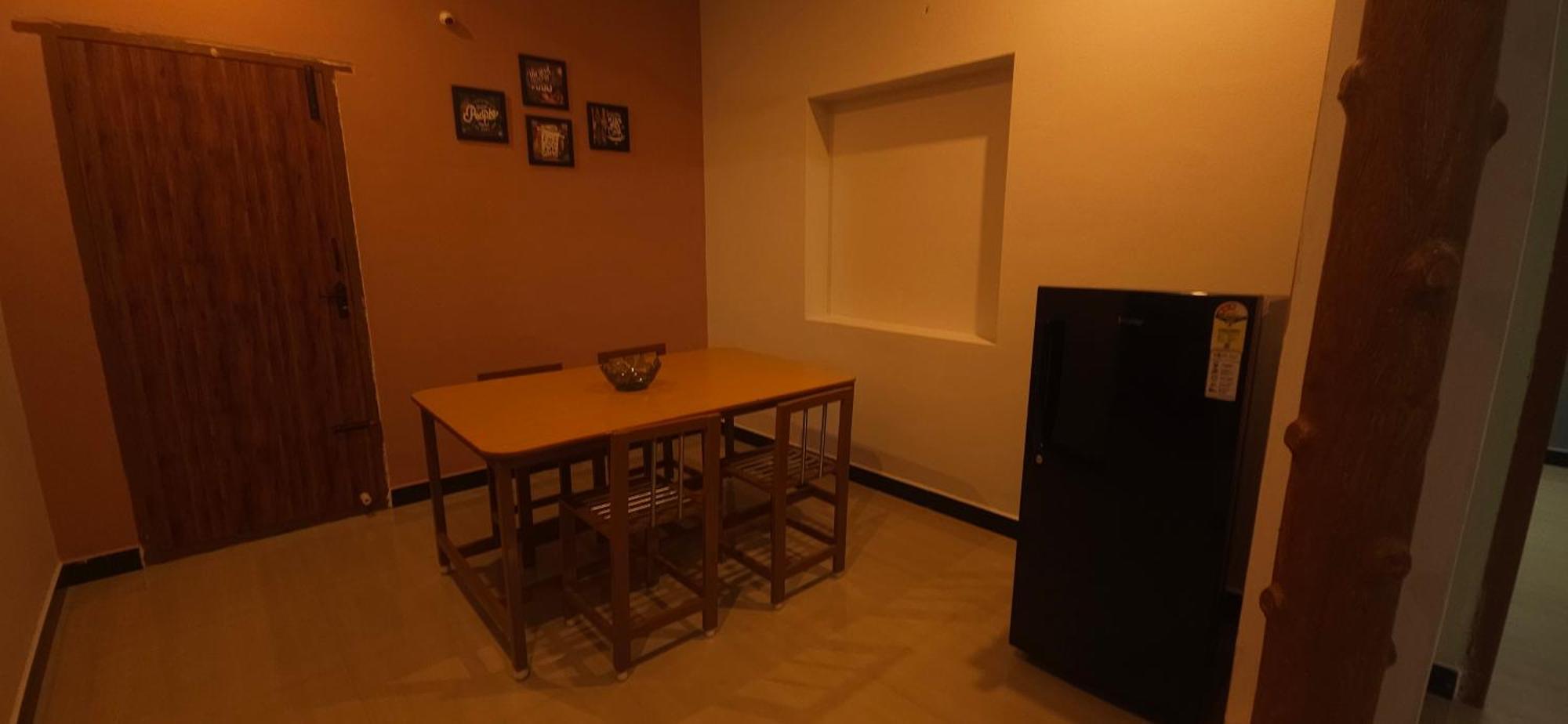 Shi'S Triveni Spacious 2Bhk Villa In Pappampatti, Coimbatore Exterior foto